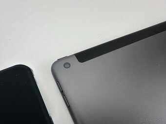 Apple iPad 8. generácia 128GB WiFi + Cellular - 3