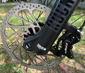 Celoodpružený karbónový ebajk Trek Fuel EXe 9.5 - 3