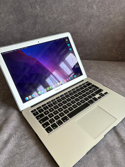 Macbook Air 13" Early 2015 - 3