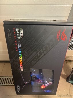 ASUS ROG Swift OLED PG32UCDP – 32" / 4K / 240 Hz - 3