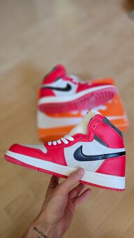 Jordan 1 Lost and Found - 3