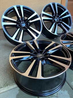 Audi R20 4M0601025CL - 3