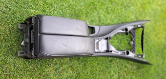 Predam stredovy panel na BMW radu 3 E90 E91 - 3