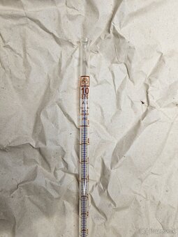 Byreta 10 ml, priamy kohútik PTFE, trieda A - 3