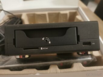 PopCorn Hour A-410 - 3