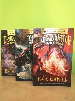 Predám 4 série kníh fatasy - 3