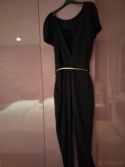 Čierny nohavicový overal s vreckami - 3