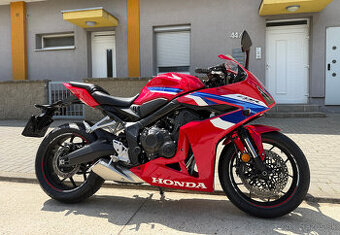 Honda CBR650R - 3