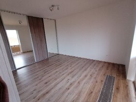 Znížená cena 2 izbový byt s 2 balkónmi - 3