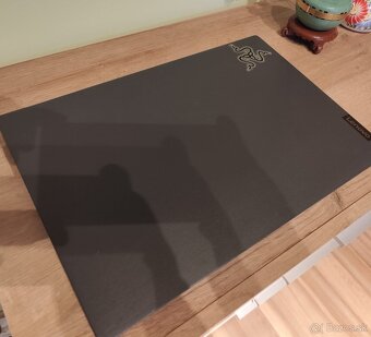 Lenovo V15-IWL - 3