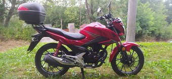 Honda CB125F - 3