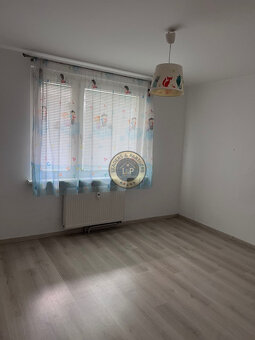 Na predaj 4-izbový byt na Poštovej ulici v Trnave - 3