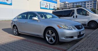 Lexus GS300 (2008) – spoľahlivý luxus na každý deň - 3