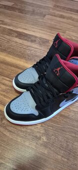 Predám pánske tenisky jordan nike c.44,5 - 3