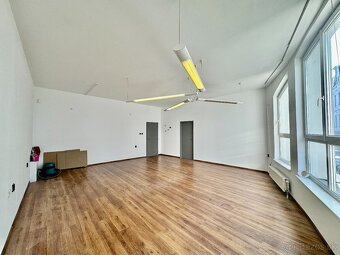 Prenajmeme kanceláriu, Žilina - centrum, H. Val. - 3