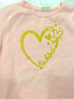 Dievčenská mikina so srdcom 152-156 cm - 3