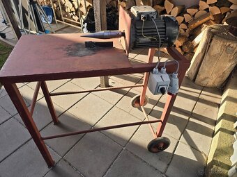 Kužeľová štiepačka dreva - 3