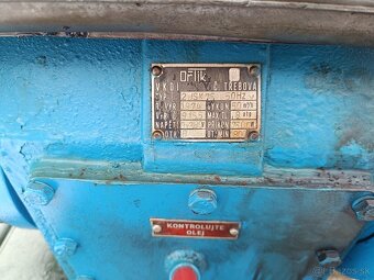 Predám vzduchový kompresor 200L - 3