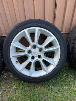 Opel elektróny R17 - 3