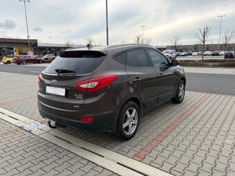 Hyundai IX35 2.0 CRDi 100kw 4x4 ČR DPH - 3