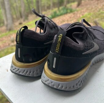 bežecké topánky Nike Epic React Flyknit Deep Purple EUR42,5 - 3