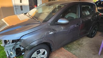 Predám Dacia Sandero 1.0 T, r..v 2025 - 3