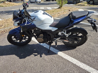 Honda CB500F - 3
