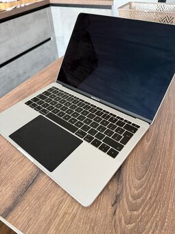 Macbook Pro 2017 - 3
