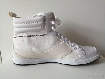 LACOSTE - 3