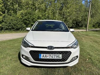 Hyundai i20 1.2i 16V Classic len s 73000 km - 3
