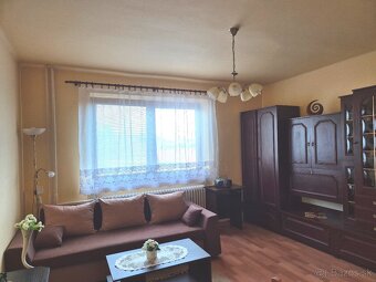 Rodinný dom na predaj v obci Dvory nad Žitavou. Rezervovaný - 3