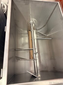 Miešačka na mäso 100 kg - 3