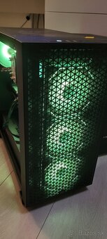 Predám herný PC v TOP stave / i7 9700 + RTX4060 - 3