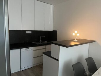 Prenájom 2-izbového bytu Tabaň NR - 3