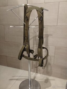 Predam vojensky postroj - 3