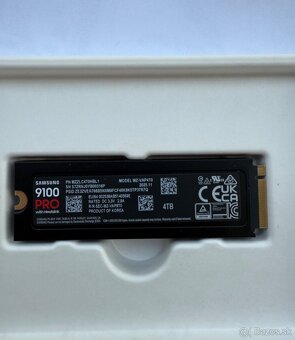 Samsung 9100 PRO 4TB Heatsink - 3
