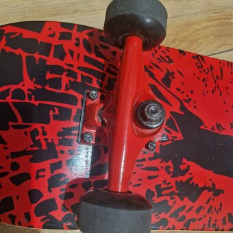 Malo pouzivany skateboard - 3