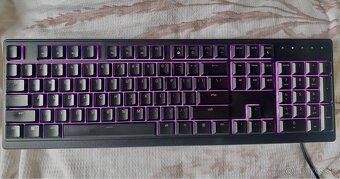 Predám klávesnicu Razer Ornata V3 X – výborný stav - 3