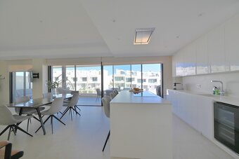 Nádherný 3 izbový apartmán v Sitio de Calahonda - 3