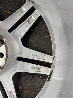 MERCEDES AMG ORIGINAL A2124012302 R18 ET48 5x112 - 3