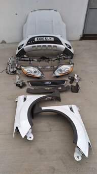 Ford Kuga na suciastky - 3