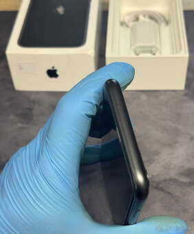 Apple iPhone 11 64 GB Black / nová batéria - 3