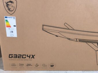 Herný monitor MSI G32C4X - 3