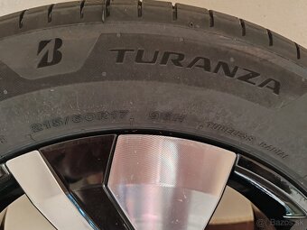 Predám Bridgestone + elektrony 215/60 R17 - 3