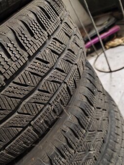 5x120r17 ,215/60r17c - 3