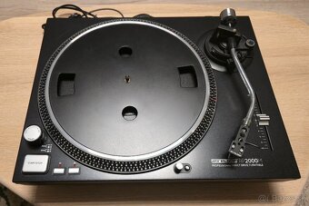 gramofón Reloop RP2000M - 3