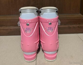 Lyže100cm s lyžiarkami a palicami - 3