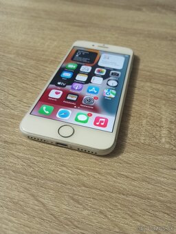 iPhone 7 / 32GB Biely - 3