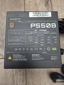Gigabyte P550B - 3