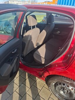 Na predaj Fiat Grande Punto: - 3